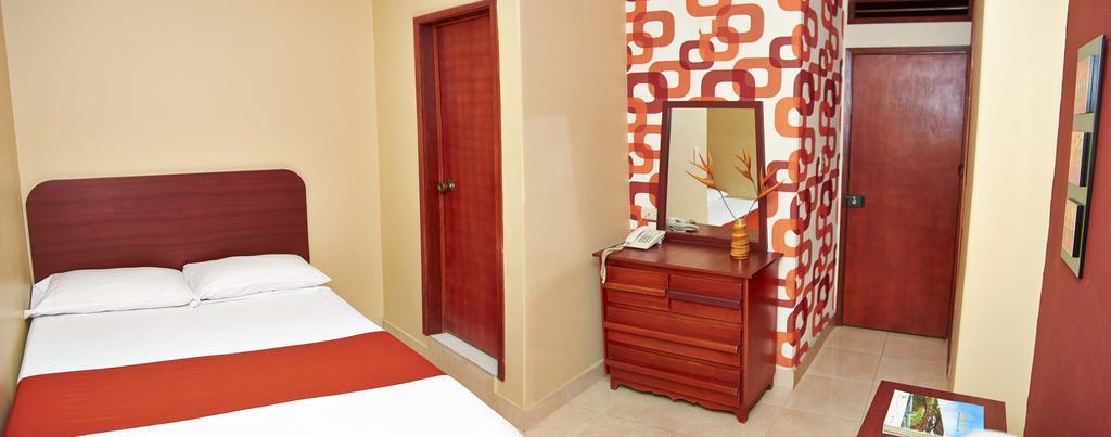 Mar Hotel Кукута Екстер'єр фото